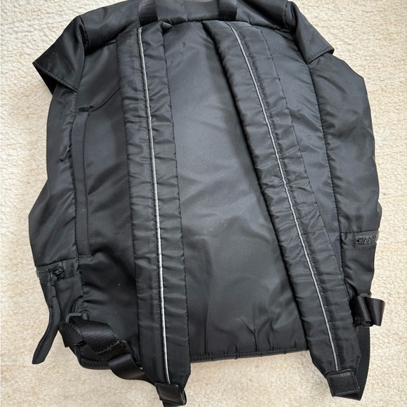 Lululemon backpack go lightly 26L rucksack black - Picture 3 of 5